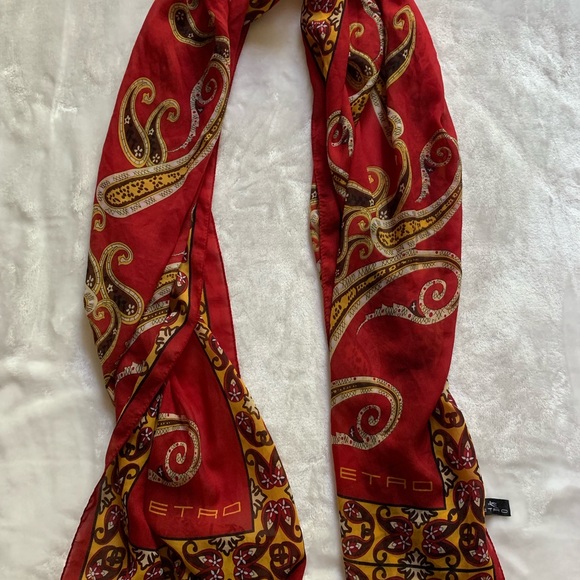 ••SOLD•• ETRO beautiful cashmere/silk scarf - Picture 3 of 7